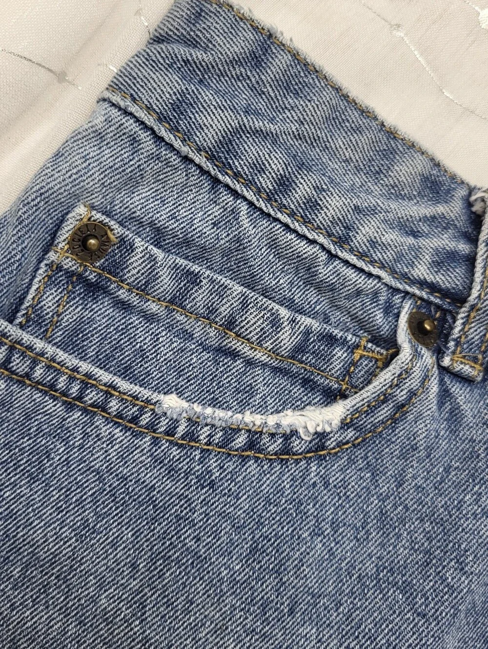 Amuse Society Women's Revolve Shoreline Denim Cut Off Shorts Button Fly Size 30